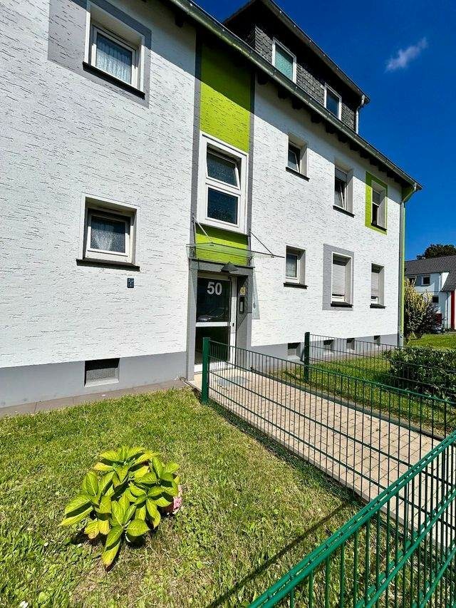 Wir modernisieren für Sie - Dachgeschosswohnung in ruhiger Lage!
