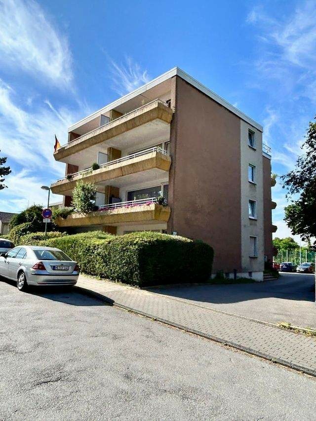 Geräumige 3-Zimmer-Wohnung in ruhiger Lage (Wohnberechtigungsschein erforderlich)!