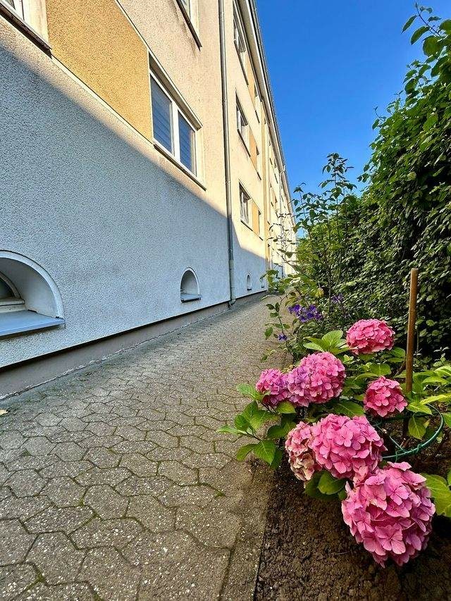 Gepflegte Erdgeschosswohnung mit Duschbad