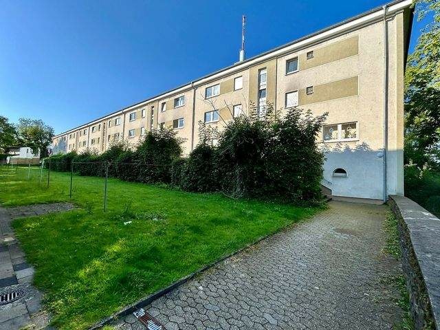 Gepflegte Erdgeschosswohnung mit Duschbad